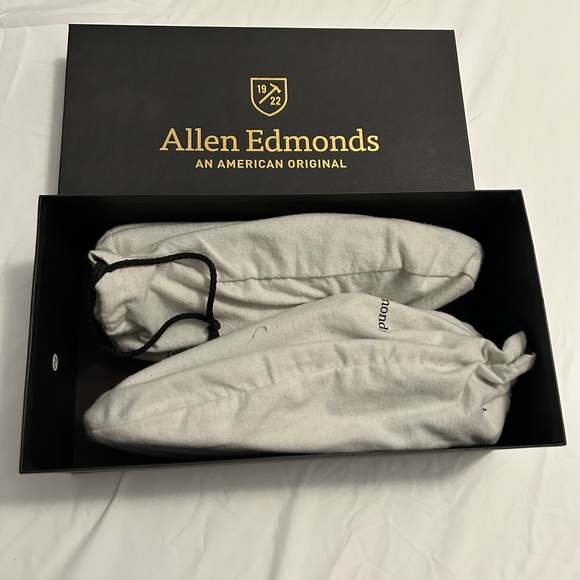 Allen Edmond Carlyle Plain Toe Oxford size 10.5 - Picture 2 of 4